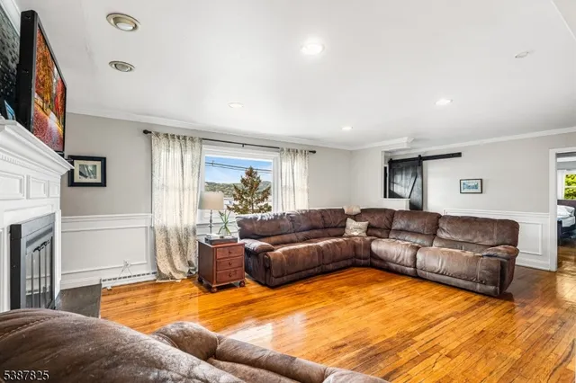 $499,000 | 159 East Shore Trail, Sparta, NJ 07871