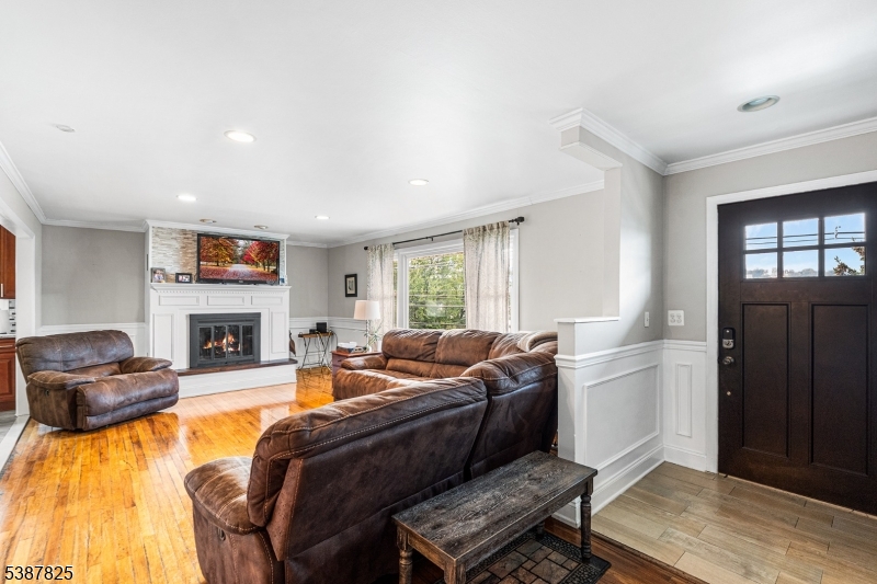 159 East Shore Trail Sparta, NJ 07871 - Photo 6 of 41