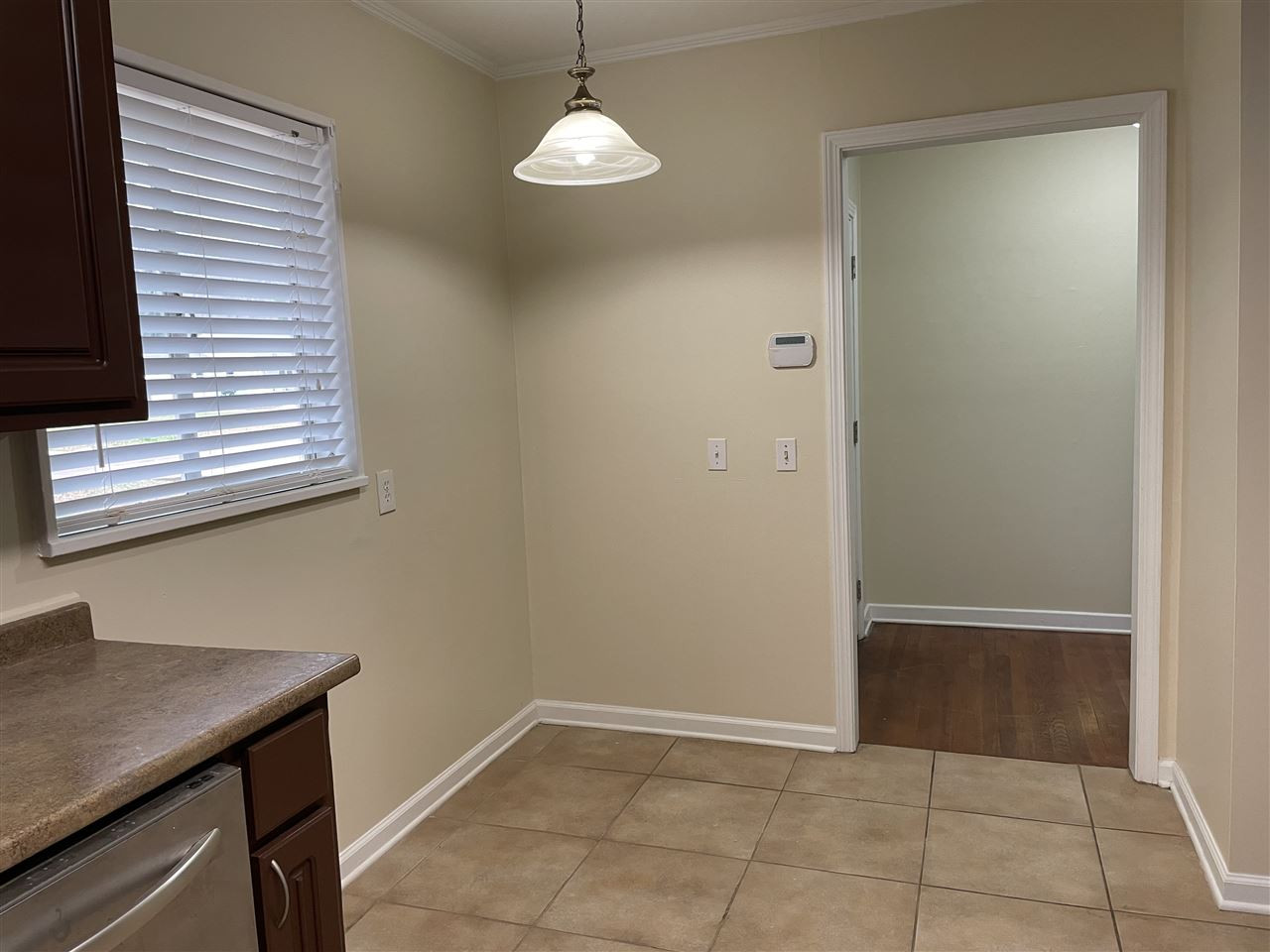634 Benning Road Jackson, MS 39206 - Photo 5 of 32 Eat-In Kitchen