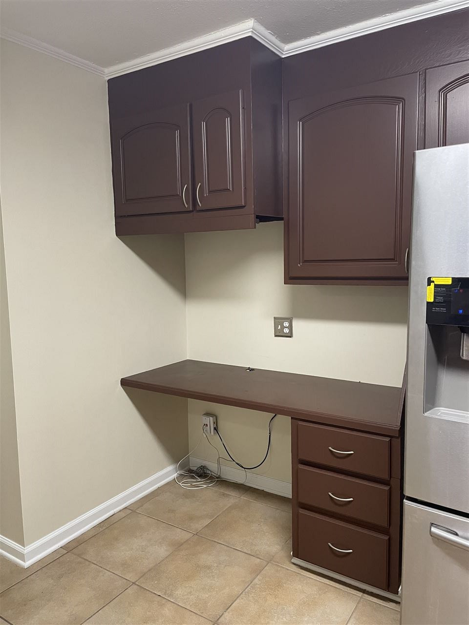 634 Benning Road Jackson, MS 39206 - Photo 7 of 32 Desk area