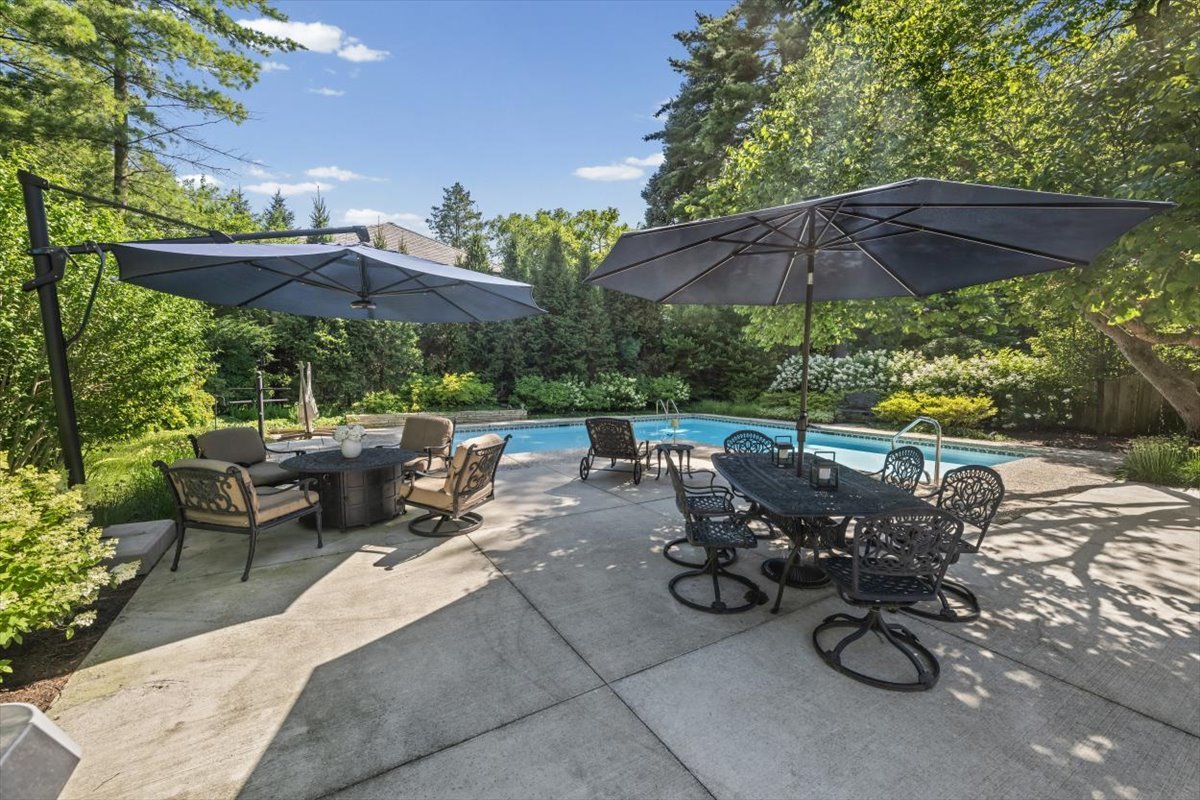 1137 Locust Road Wilmette, IL 60091 - Photo 48 of 63 Gallery Image 48