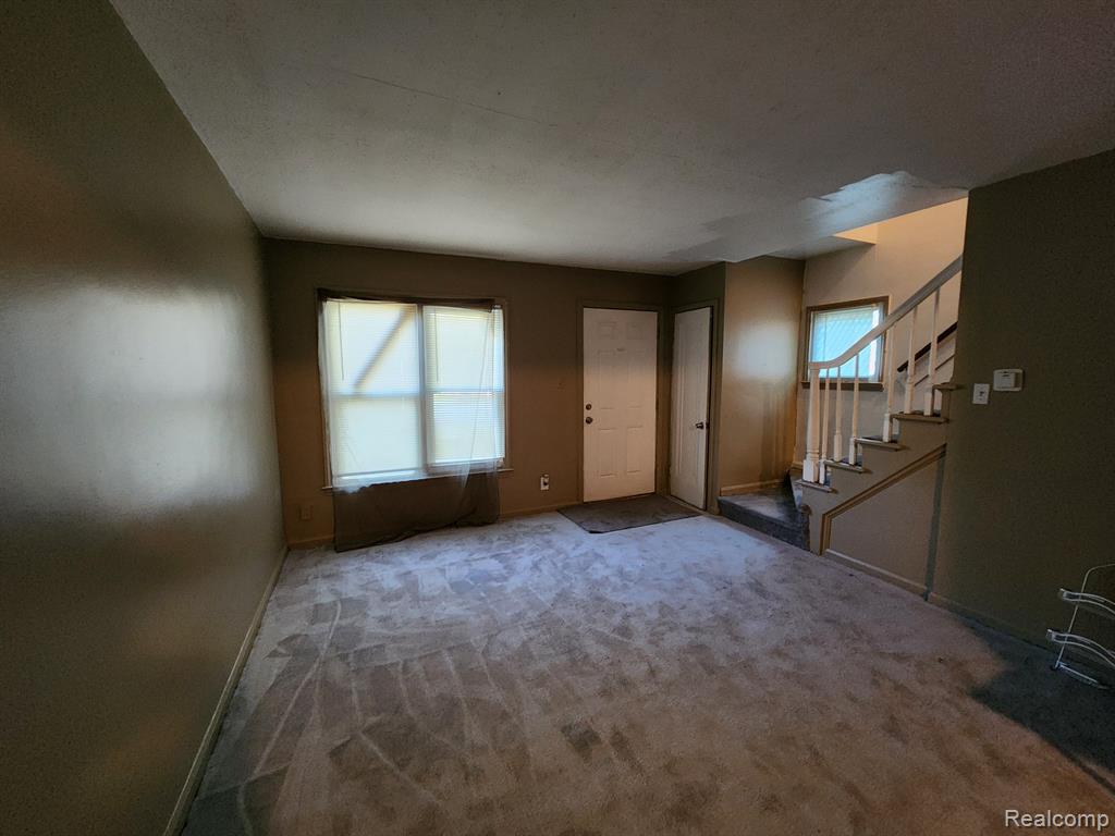7445 Evergreen Road Detroit, MI 48228 - Photo 5 of 23