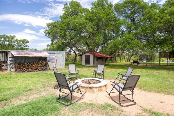 $3,500 | 801 John Knox Road, Fischer, TX 78623