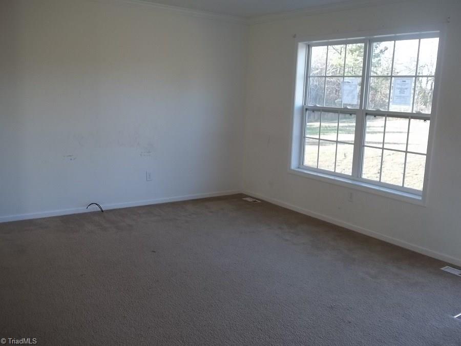 199 Cockman Road Robbins, NC 27325 - Photo 5 of 15 Livingroom