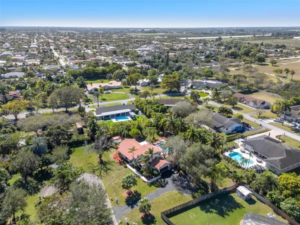 an aerial view of multiple house