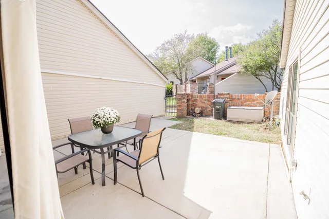 $299,900 | 601 Laurel Hill Drive, Old Hickory, TN 37138