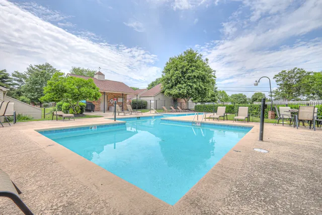 $299,900 | 601 Laurel Hill Drive, Old Hickory, TN 37138