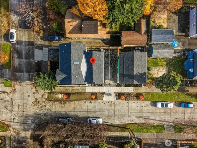 $714,000 | 7552 39th Avenue Southwest, Seattle, WA 98126