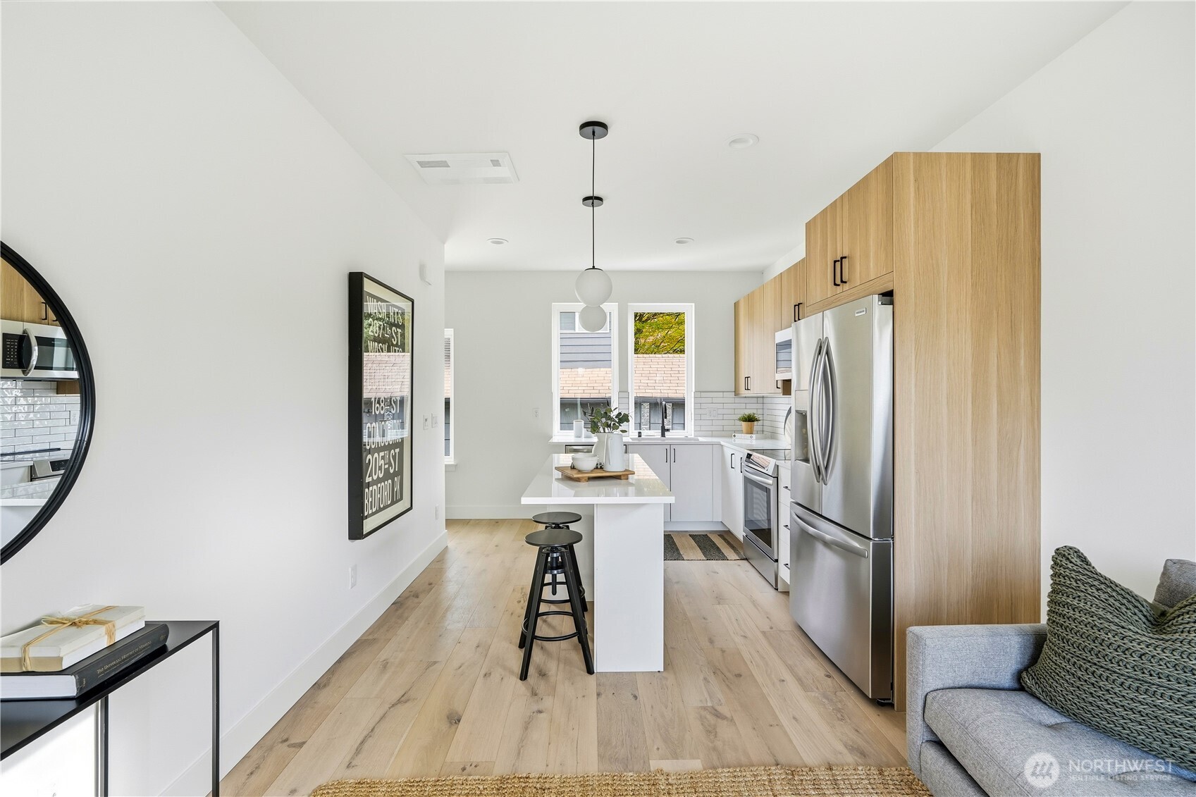 7552 39th Avenue Southwest Seattle, WA 98126 - Photo 9 of 23