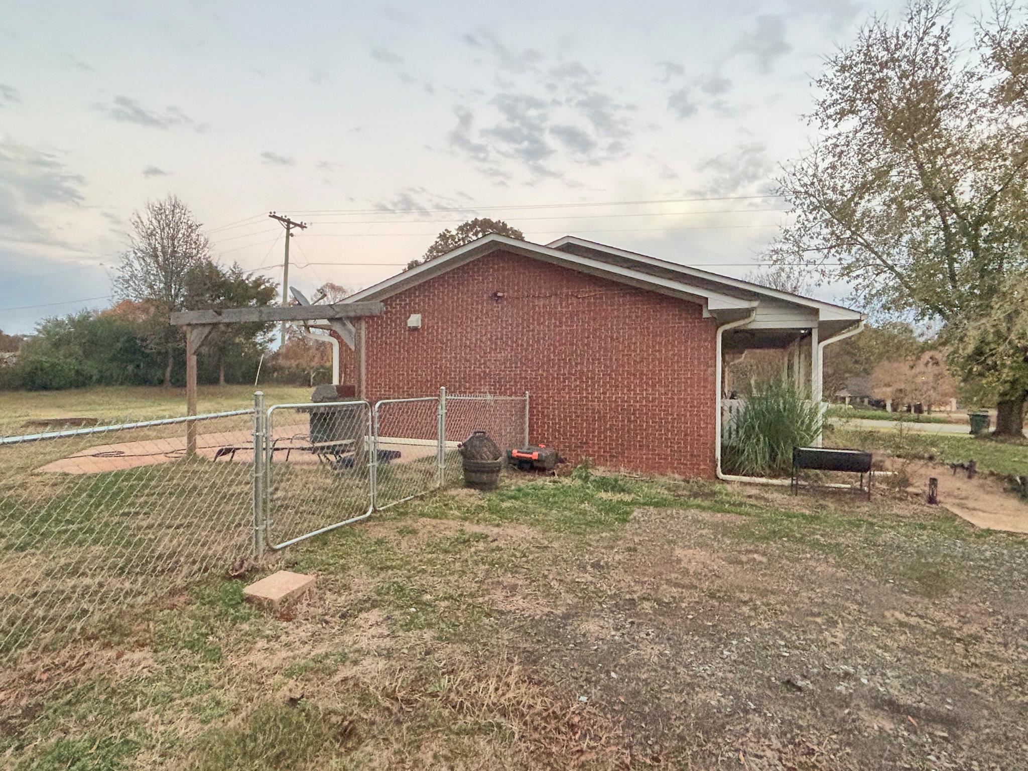 338 Beaver Ridge Road Gaffney, SC 29341 - Photo 15 of 19