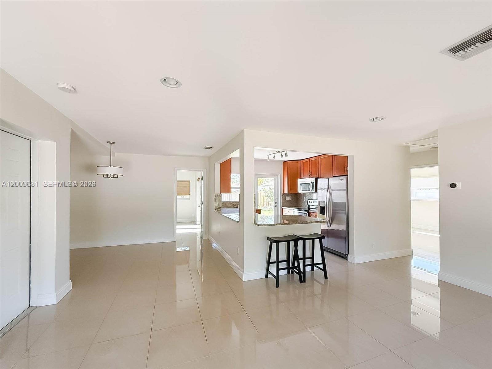 321 Northeast 29th Street Boca Raton, FL 33431 - Photo 2 of 21