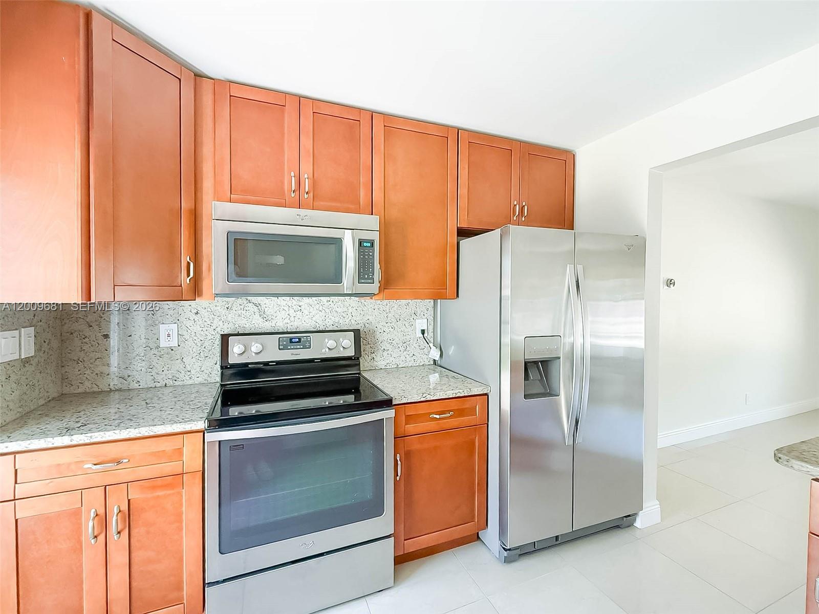 321 Northeast 29th Street Boca Raton, FL 33431 - Photo 7 of 21