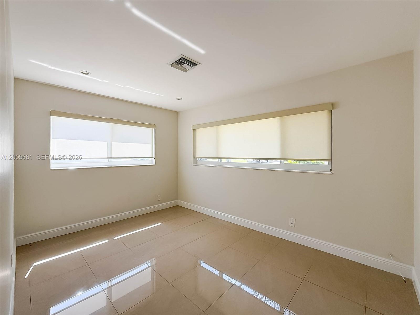 321 Northeast 29th Street Boca Raton, FL 33431 - Photo 8 of 21