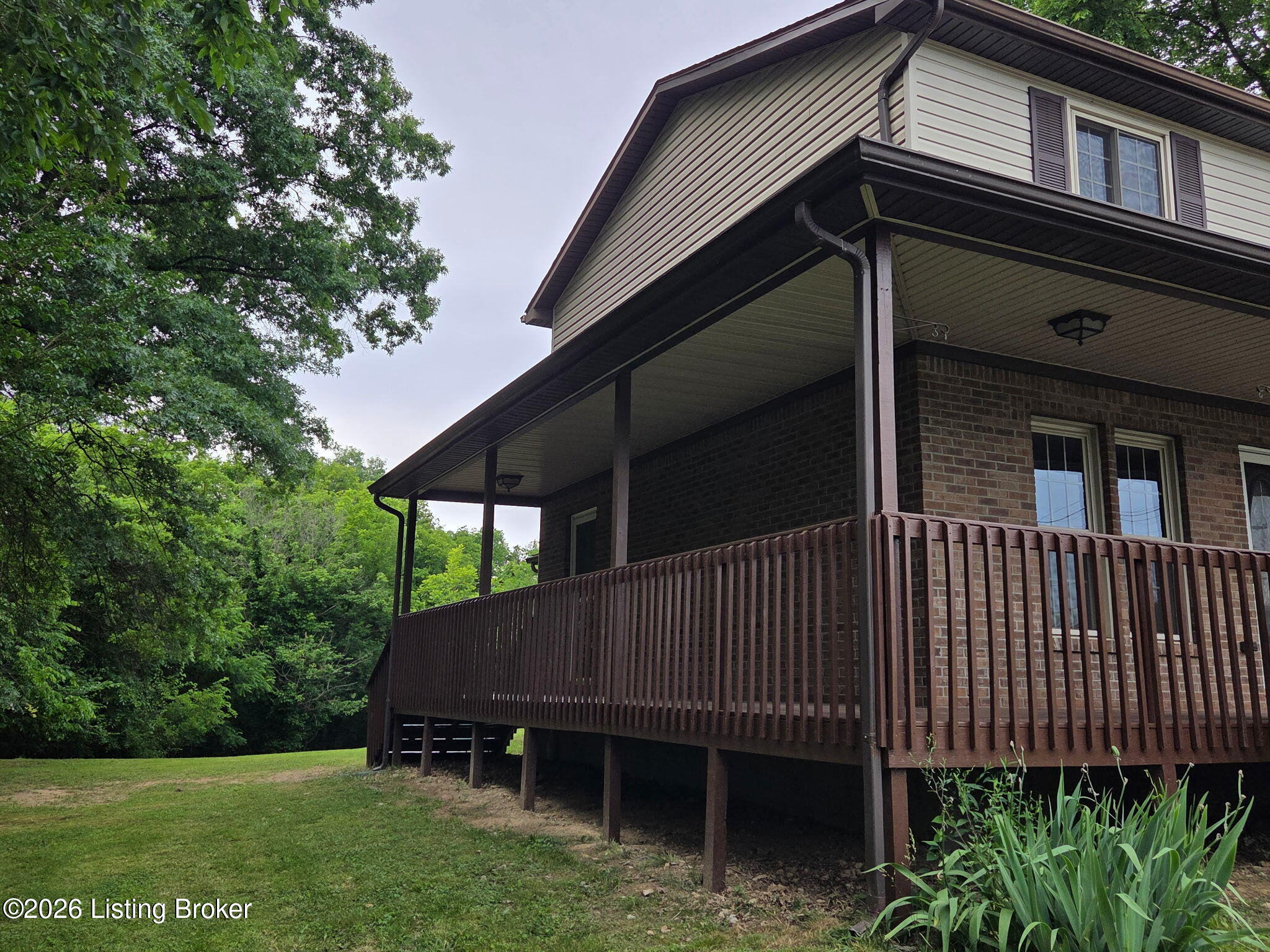 230 Beech Grv Road Shepherdsville, KY 40165 - Photo 2 of 43 20260529_184236