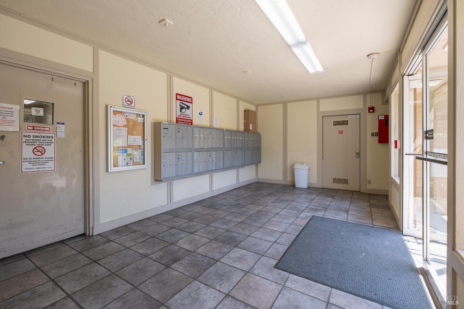 1540 Center Road, Unit 381 Novato, CA 94947 - Photo 11 of 32