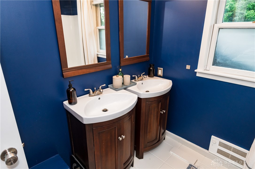 1260 Brooklands Road Kettering, OH 45409 - Photo 42 of 89 Gallery Image 42
