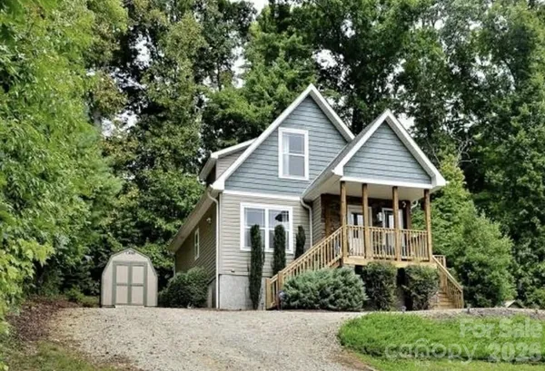 $370,000 | 25 Eastwind Lane, Candler, NC 28715