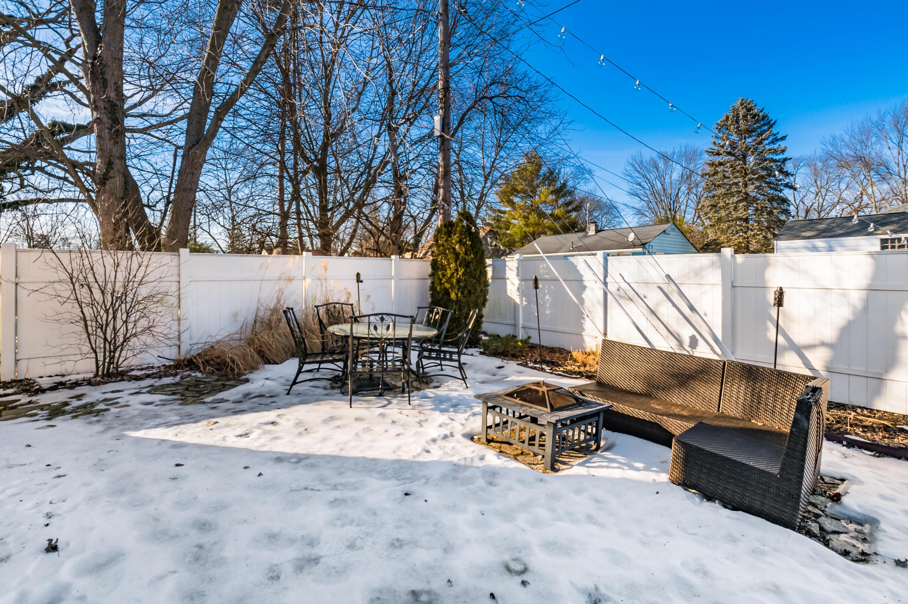 3425 Mountview Road Columbus, OH 43221 - Photo 22 of 22 h_3425_Mountview_Rd-1076-2