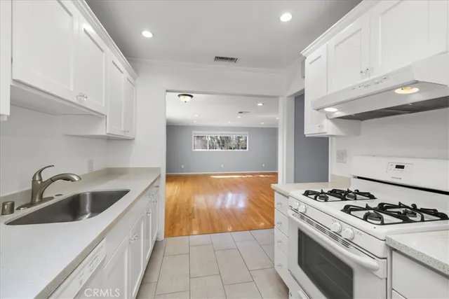 $5,500 | 2228 Warfield Avenue, Redondo Beach, CA 90278