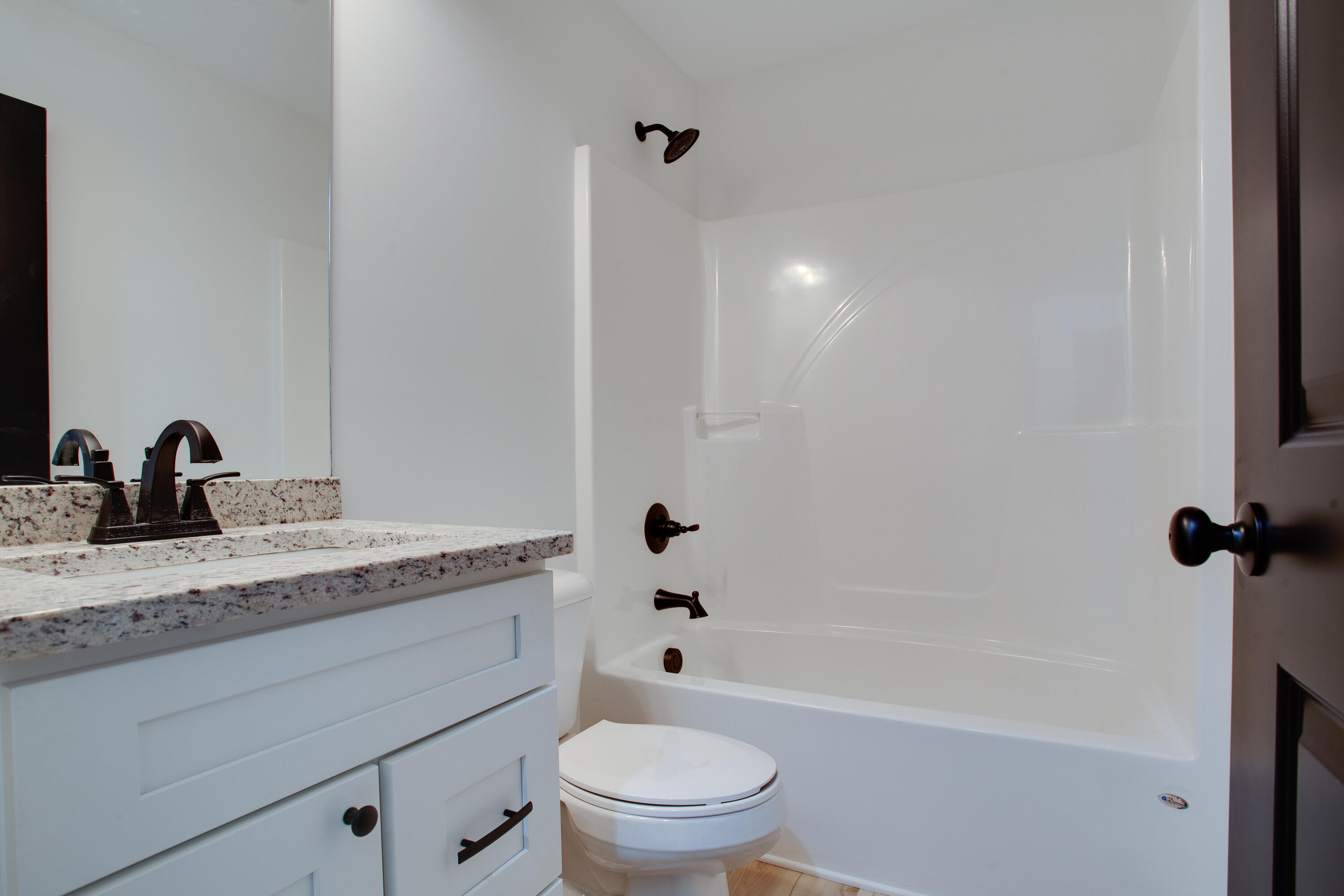 4301 Coster Road Knoxville, TN 37912 - Photo 16 of 25 018210909-1-4233CosterRdKnoxvilleTN-SMAL