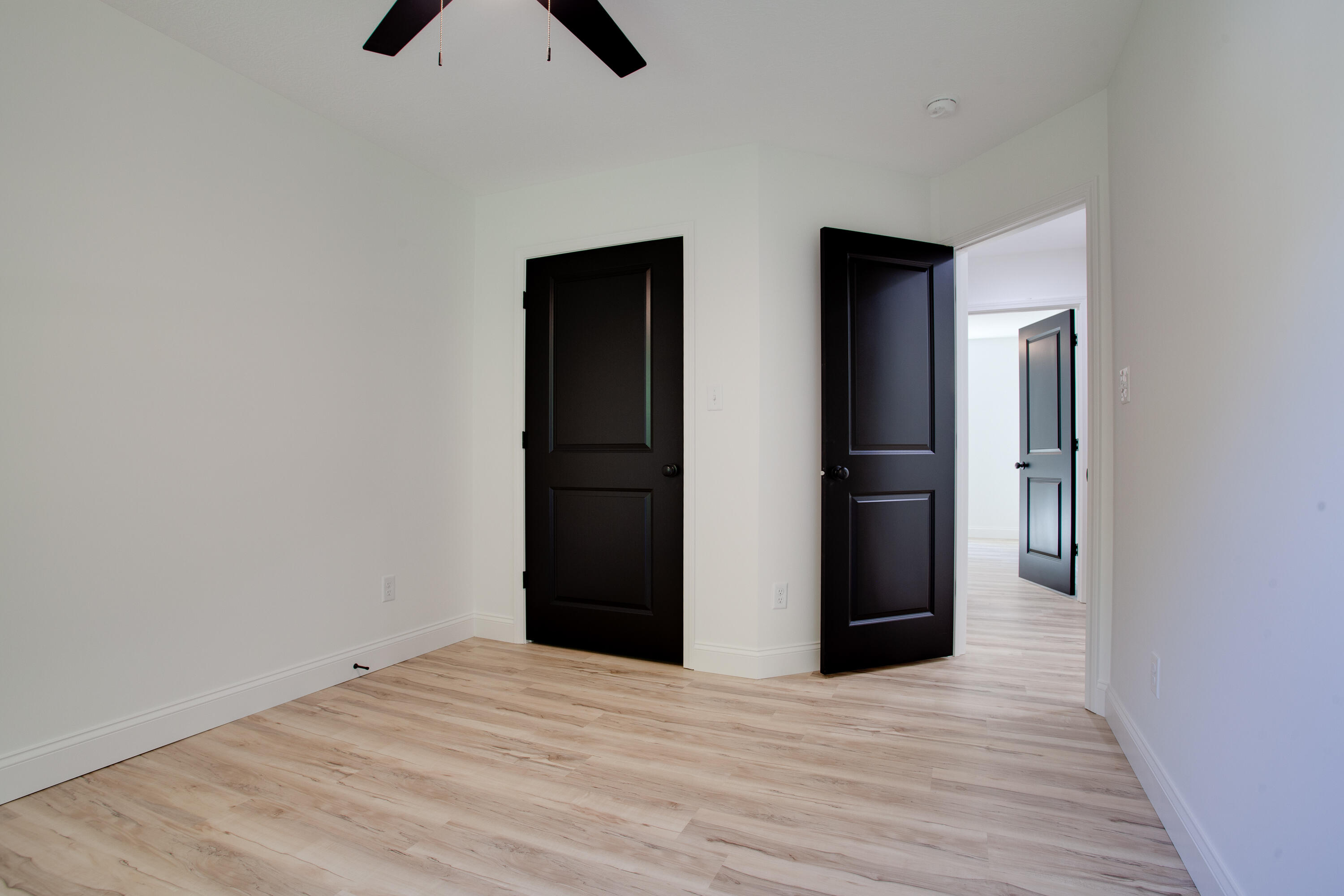 4301 Coster Road Knoxville, TN 37912 - Photo 18 of 25 020210909-1-4233CosterRdKnoxvilleTN-SMAL