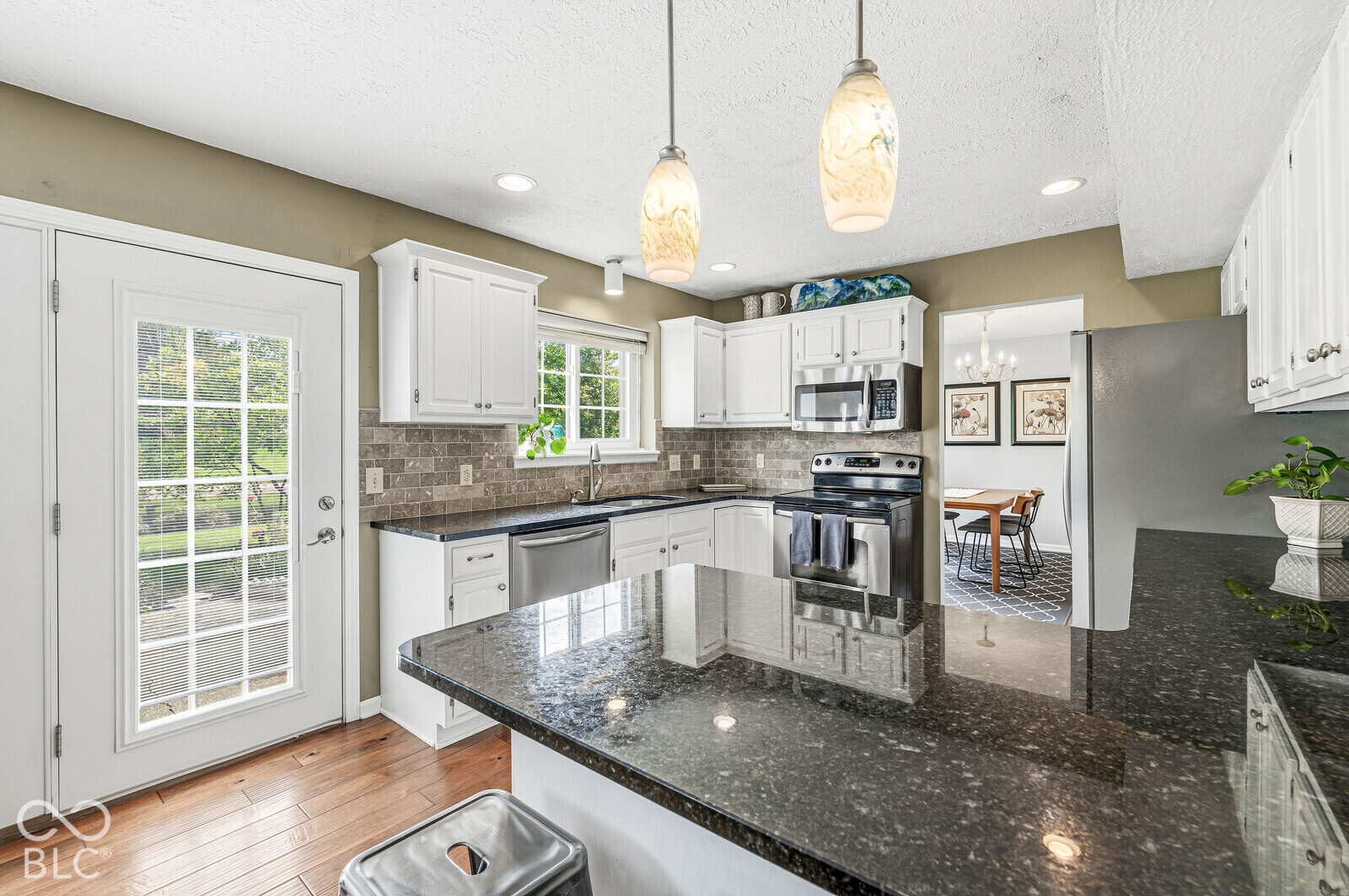 11015 Rutgers Lane Fishers, IN 46038 - Photo 6 of 46 Gallery Image 6