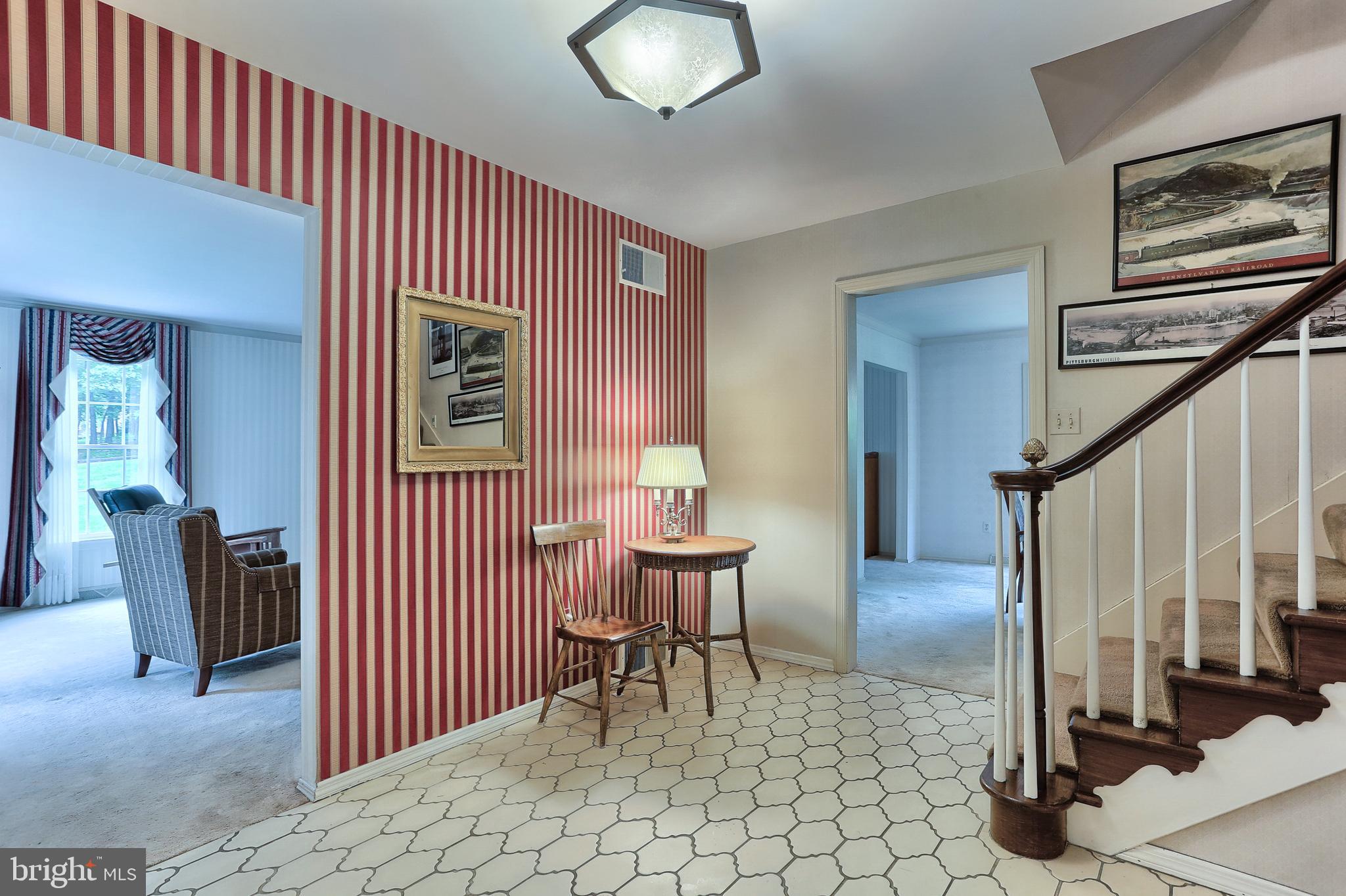 4717 Pine Ridge Road Harrisburg, PA 17110 - Photo 11 of 38 Gallery Image 11
