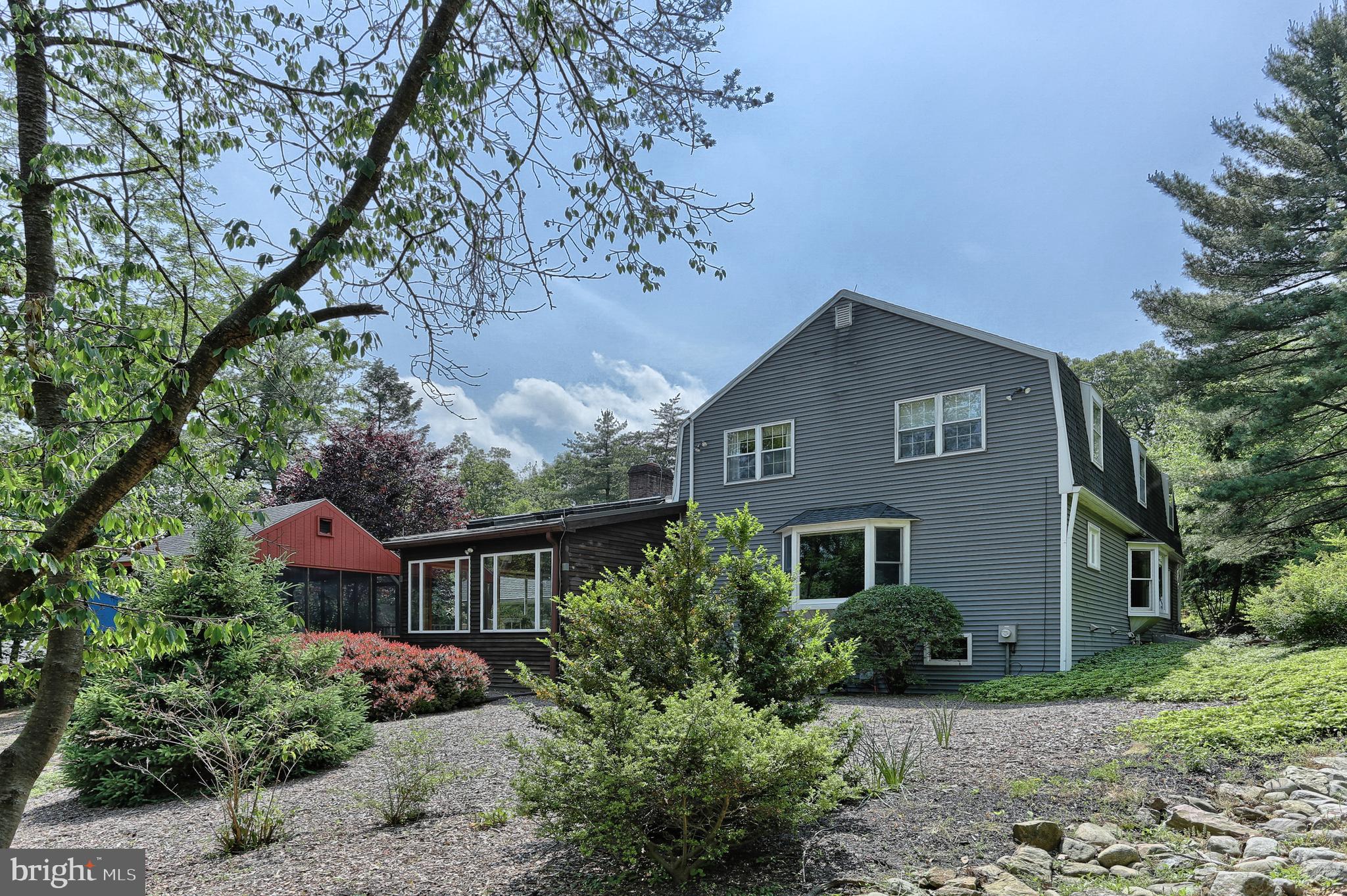 4717 Pine Ridge Road Harrisburg, PA 17110 - Photo 6 of 38 Gallery Image 6