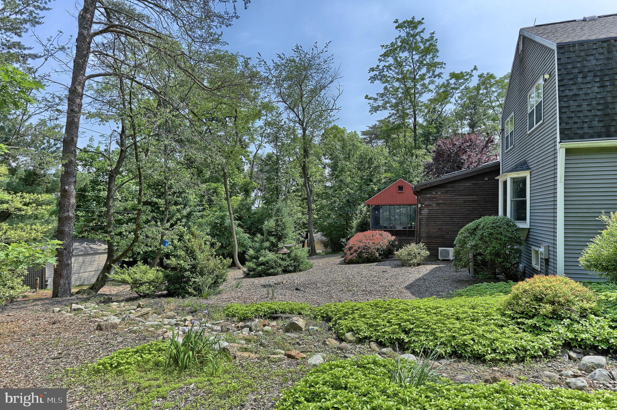 4717 Pine Ridge Road Harrisburg, PA 17110 - Photo 7 of 38 Gallery Image 7