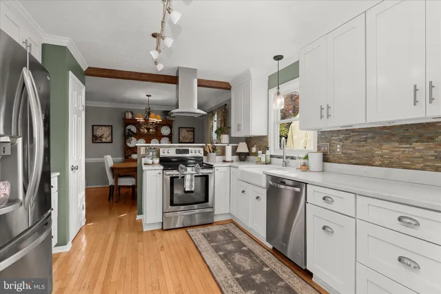 $800,000 | 10884 Beech Creek Drive, Columbia, MD 21044