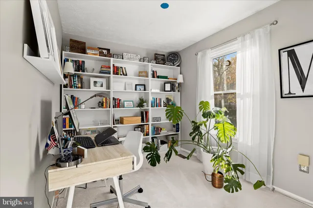 $800,000 | 10884 Beech Creek Drive, Columbia, MD 21044