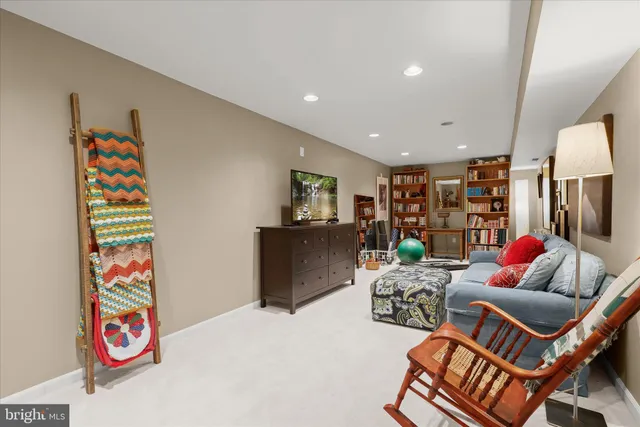 $800,000 | 10884 Beech Creek Drive, Columbia, MD 21044