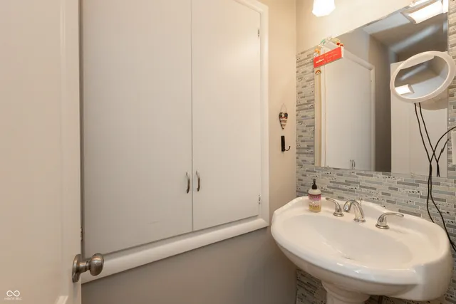 $325,000 | 1711 West 2nd Street, Seymour, IN 47274