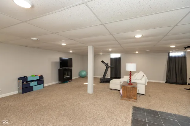 $325,000 | 1711 West 2nd Street, Seymour, IN 47274