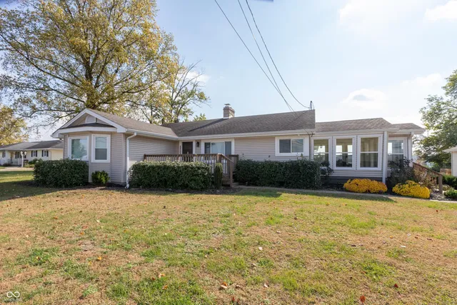 $325,000 | 1711 West 2nd Street, Seymour, IN 47274