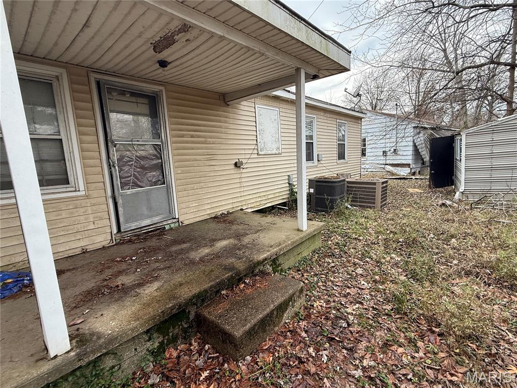 10 B Lane Herrin, IL 62948 - Photo 17 of 17