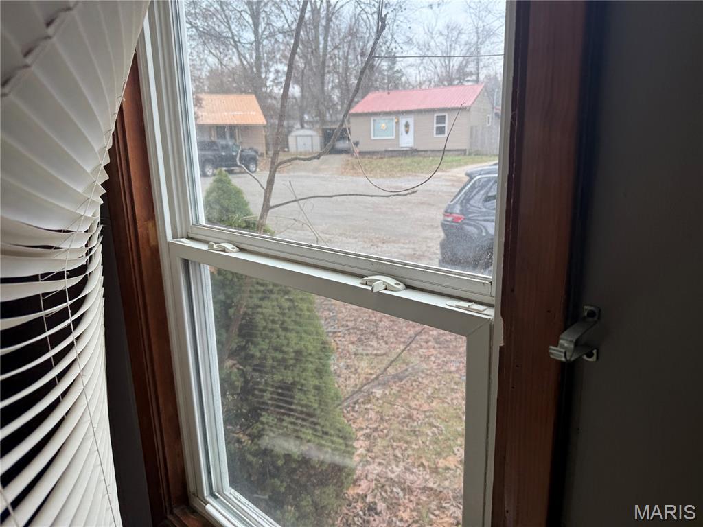 10 B Lane Herrin, IL 62948 - Photo 4 of 17