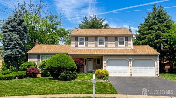 $835,000 | 3 Chelsea Court, Edison, NJ 08820