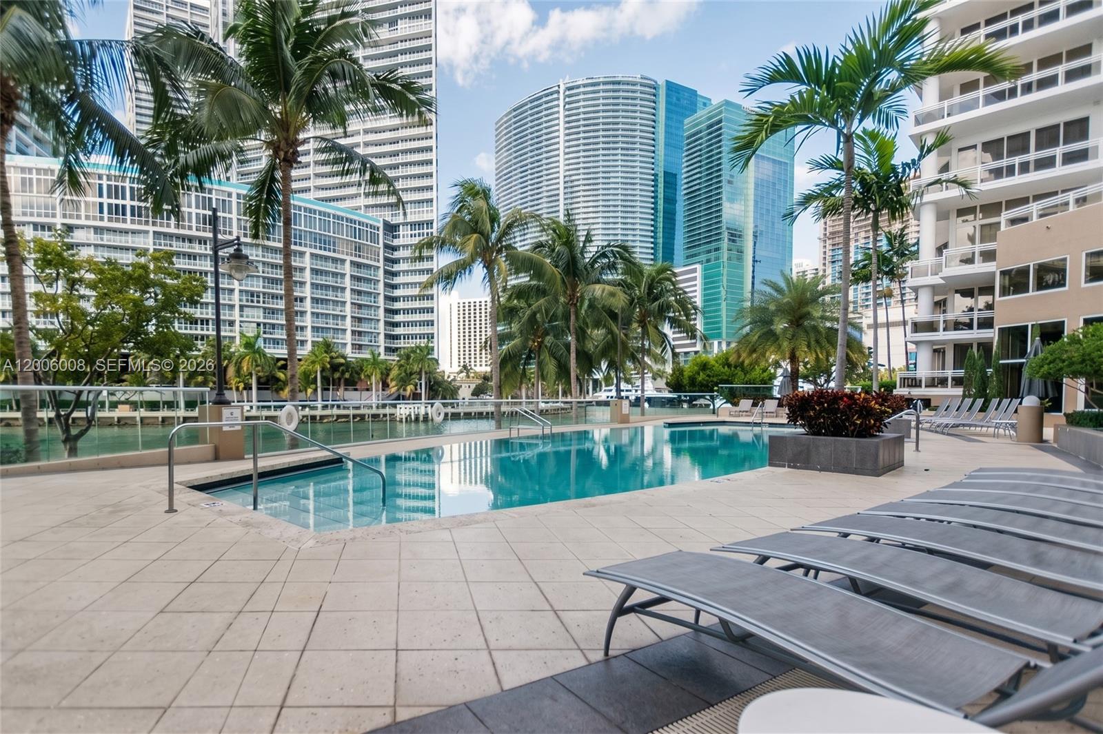 901 Brickell Key Boulevard, Unit 1009 Miami, FL 33131 - Photo 27 of 33
