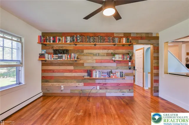 $430,000 | 5984 Highway 412, Riegelsville, PA 18077