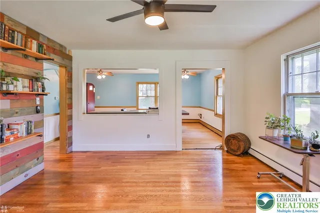 $430,000 | 5984 Highway 412, Riegelsville, PA 18077