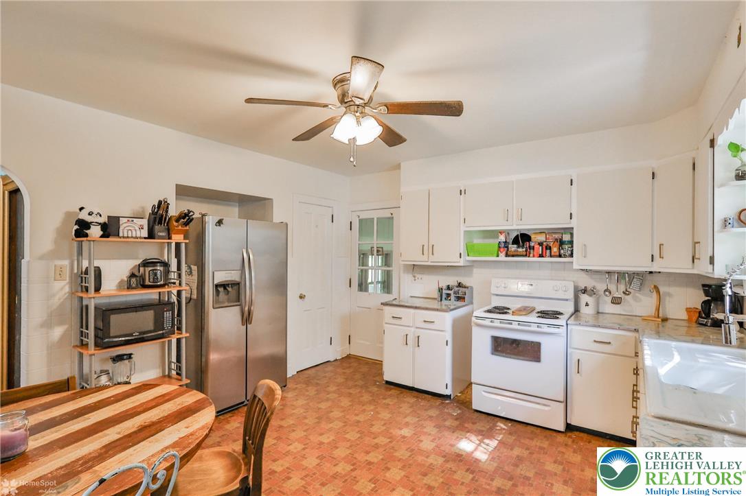 5984 Highway 412 Riegelsville, PA 18077 - Photo 13 of 60