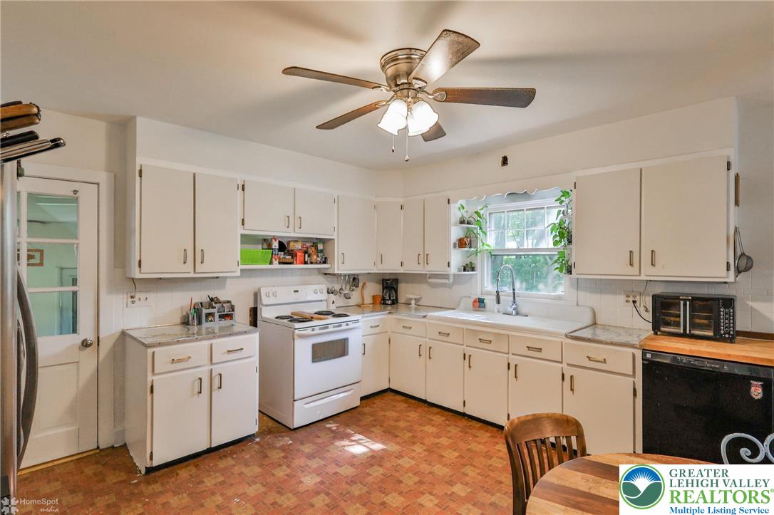 5984 Highway 412 Riegelsville, PA 18077 - Photo 14 of 60