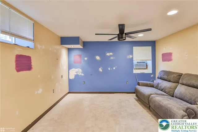 $430,000 | 5984 Highway 412, Riegelsville, PA 18077