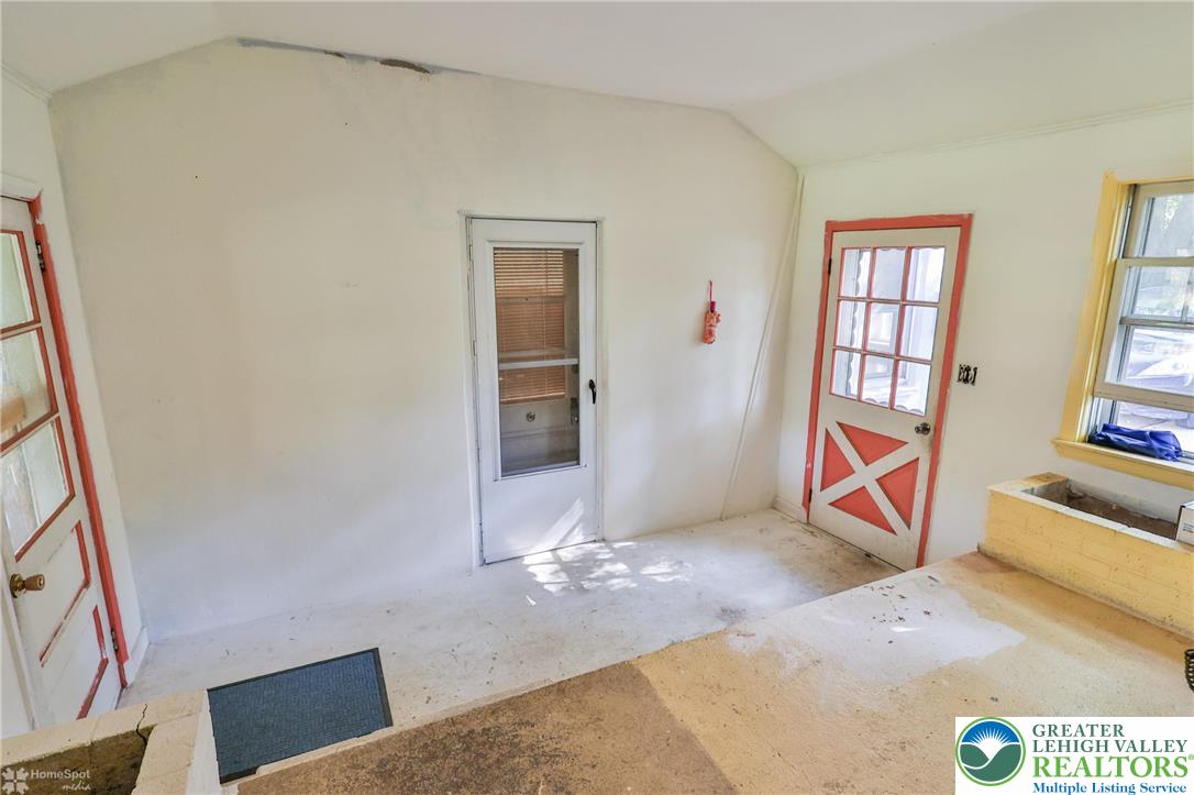 5984 Highway 412 Riegelsville, PA 18077 - Photo 37 of 60