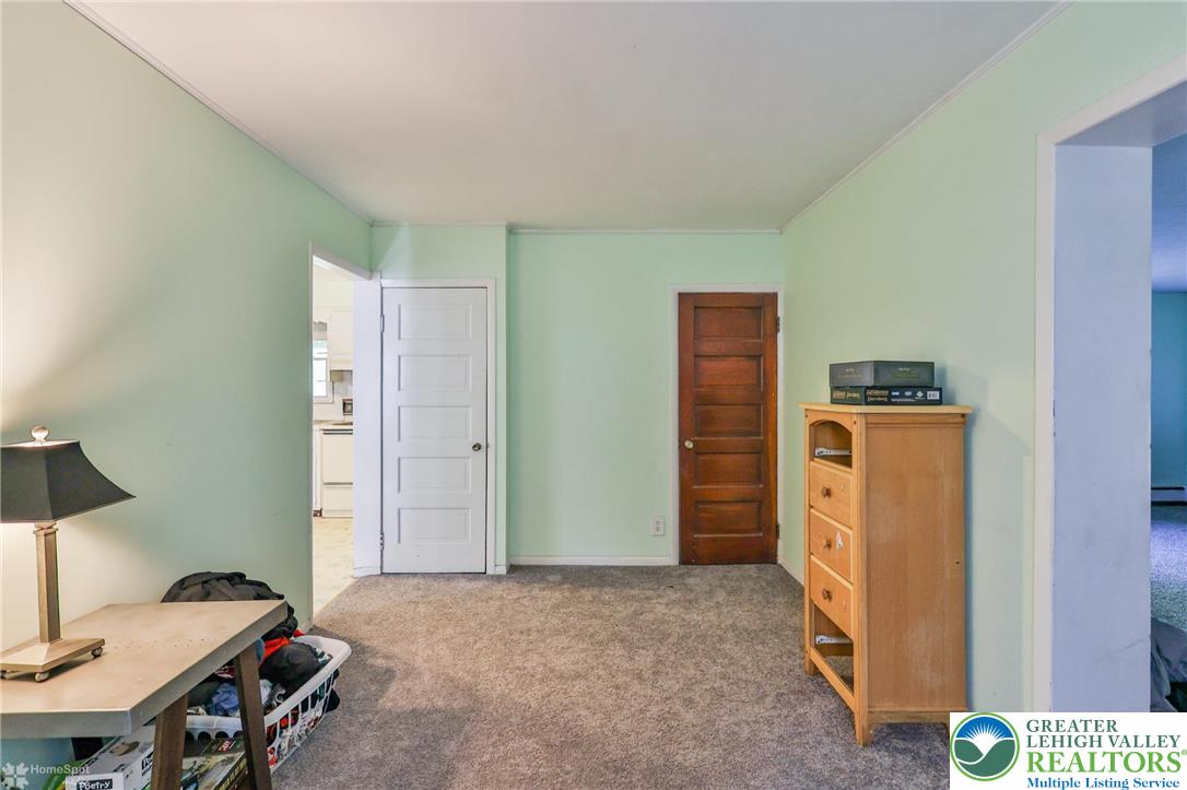 5984 Highway 412 Riegelsville, PA 18077 - Photo 43 of 60