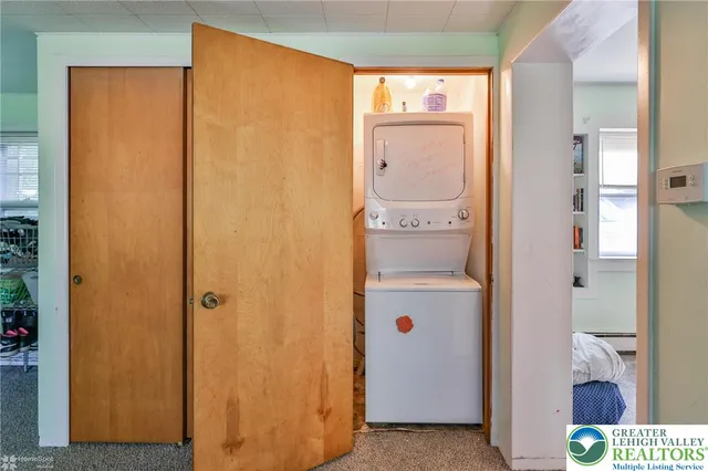 $430,000 | 5984 Highway 412, Riegelsville, PA 18077