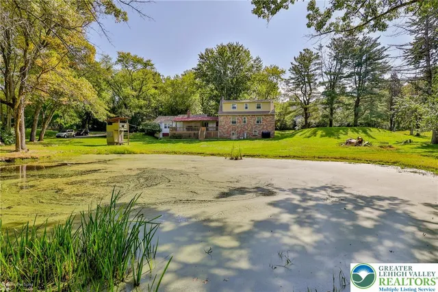 $430,000 | 5984 Highway 412, Riegelsville, PA 18077