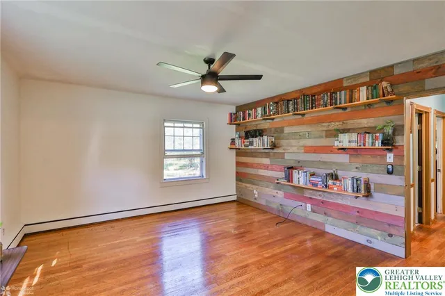 $430,000 | 5984 Highway 412, Riegelsville, PA 18077