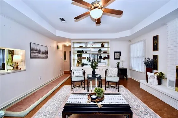 $315,000 | 1630 West Medalist Road, Pineville, LA 71360